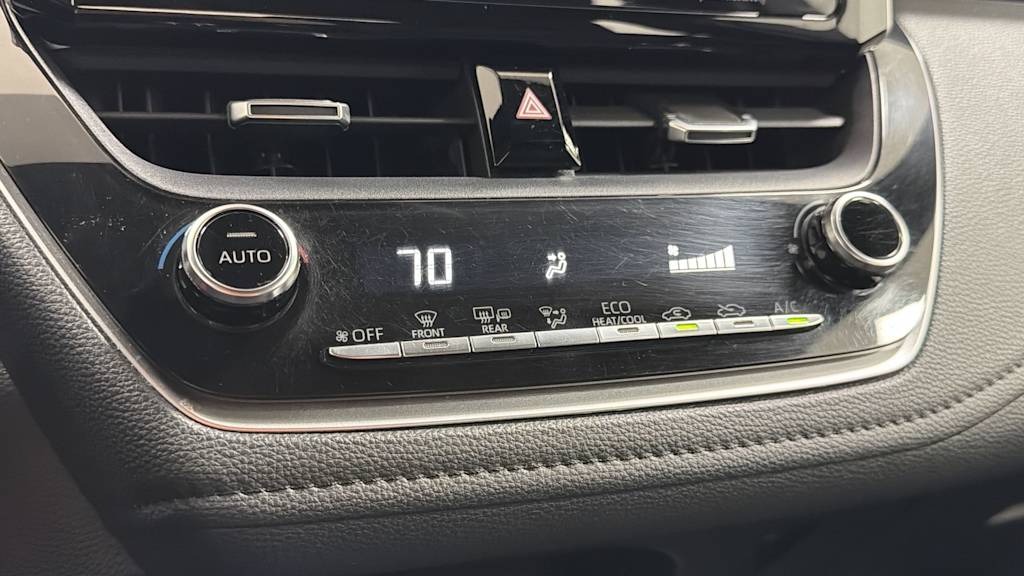 Thumbnail: 2021 Toyota Corolla - 27