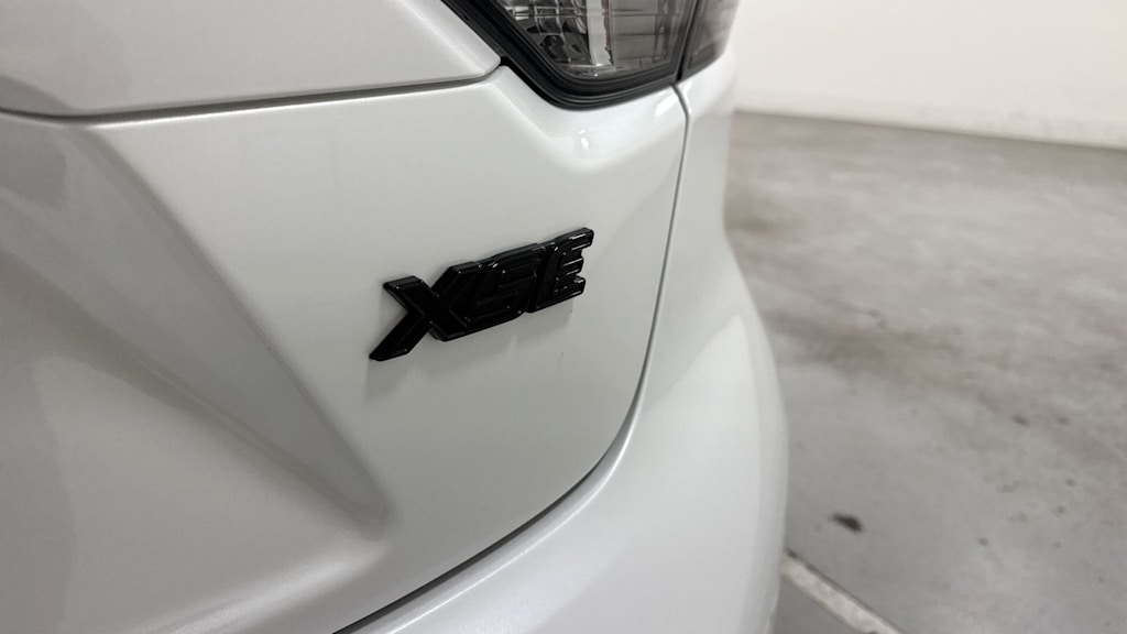 Thumbnail: 2024 Toyota Corolla - 31