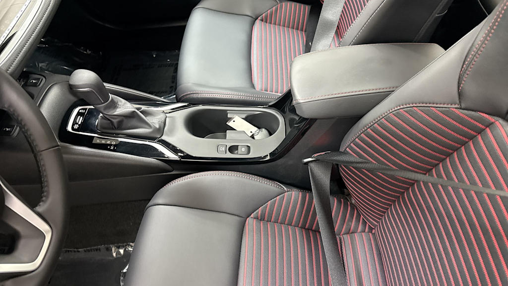 Thumbnail: 2024 Toyota Corolla - 10