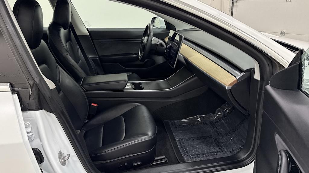 Thumbnail: 2019 Tesla Model 3 - 30