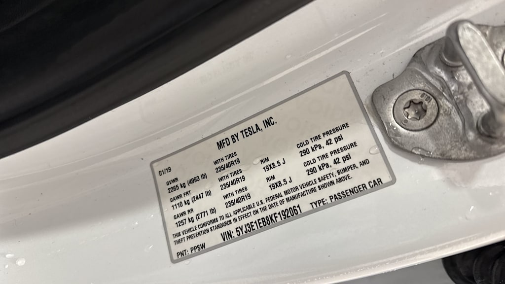 Thumbnail: 2019 Tesla Model 3 - 16