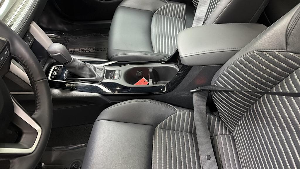 Thumbnail: 2024 Toyota Corolla Cross - 11