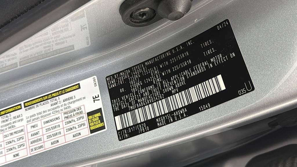 Thumbnail: 2024 Toyota Corolla Cross - 18