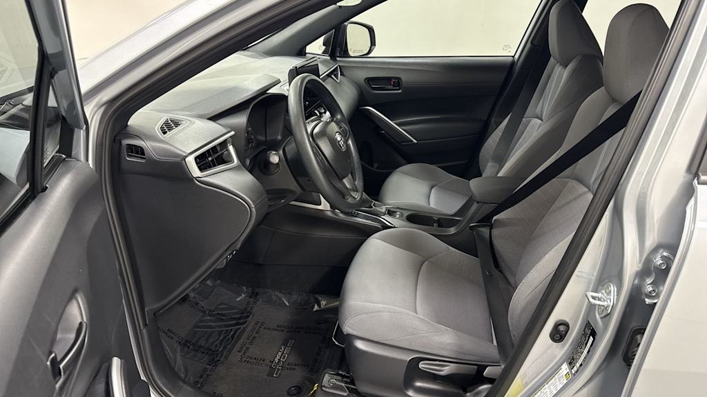 Thumbnail: 2025 Toyota Corolla Cross - 10