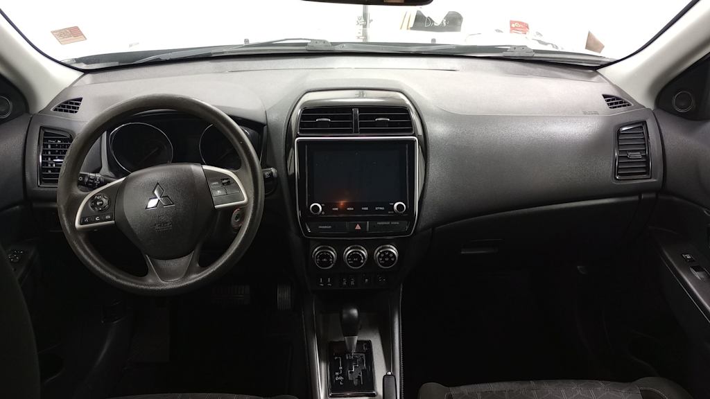 2020 Mitsubishi Outlander Sport ES 12
