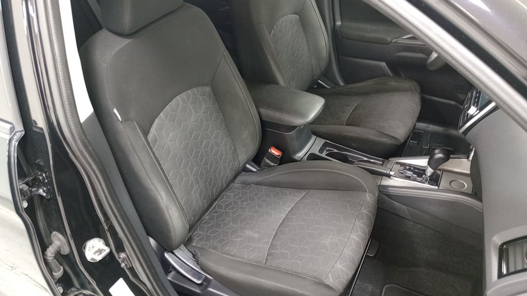 2020 Mitsubishi Outlander Sport ES 10
