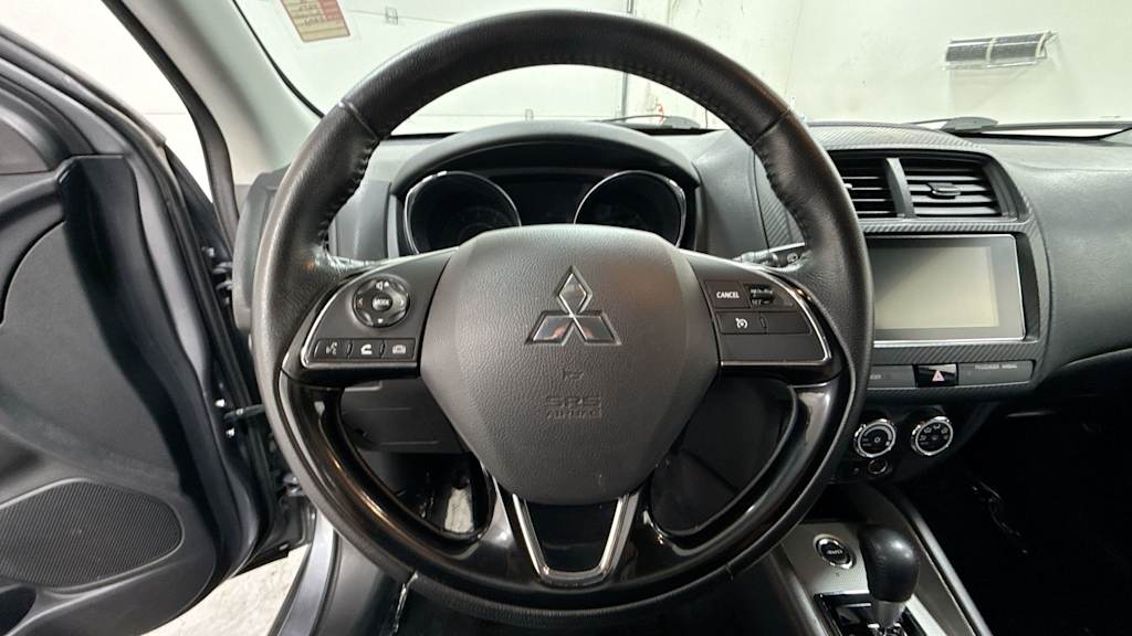 Thumbnail: 2018 Mitsubishi Outlander Sport - 9