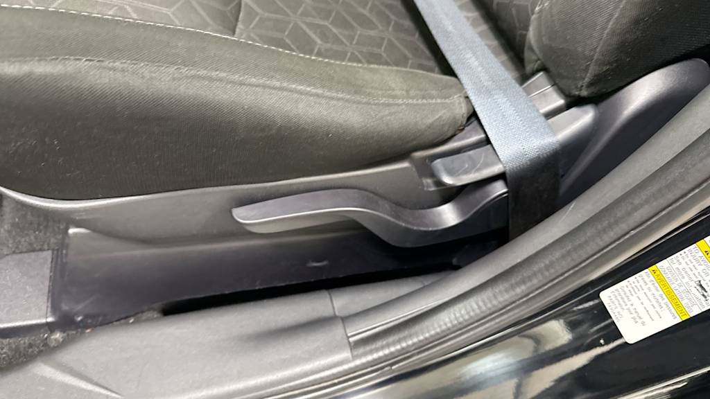 Thumbnail: 2021 Mitsubishi Outlander Sport - 25