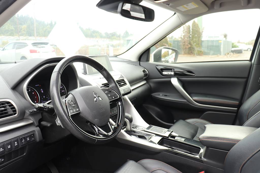 Thumbnail: 2019 Mitsubishi Eclipse Cross - 2