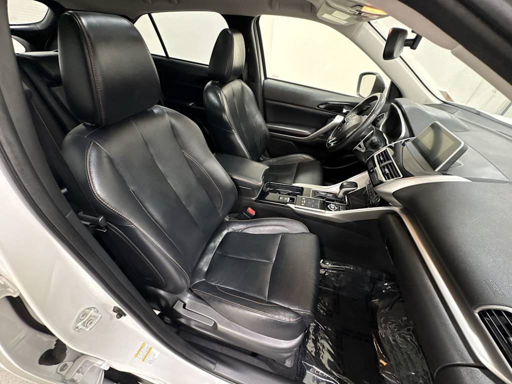 Thumbnail: 2019 Mitsubishi Eclipse Cross - 12