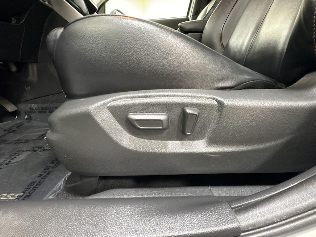 Thumbnail: 2019 Mitsubishi Eclipse Cross - 25