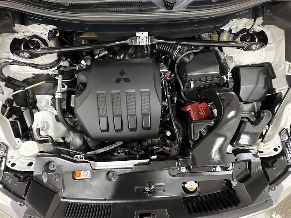 Thumbnail: 2019 Mitsubishi Eclipse Cross - 9