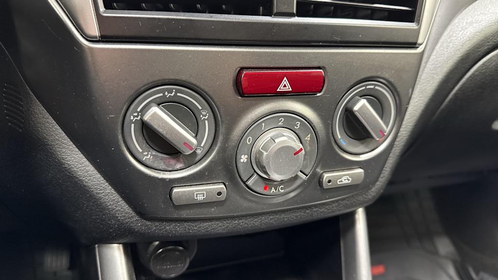 Thumbnail: 2013 Subaru Forester - 27