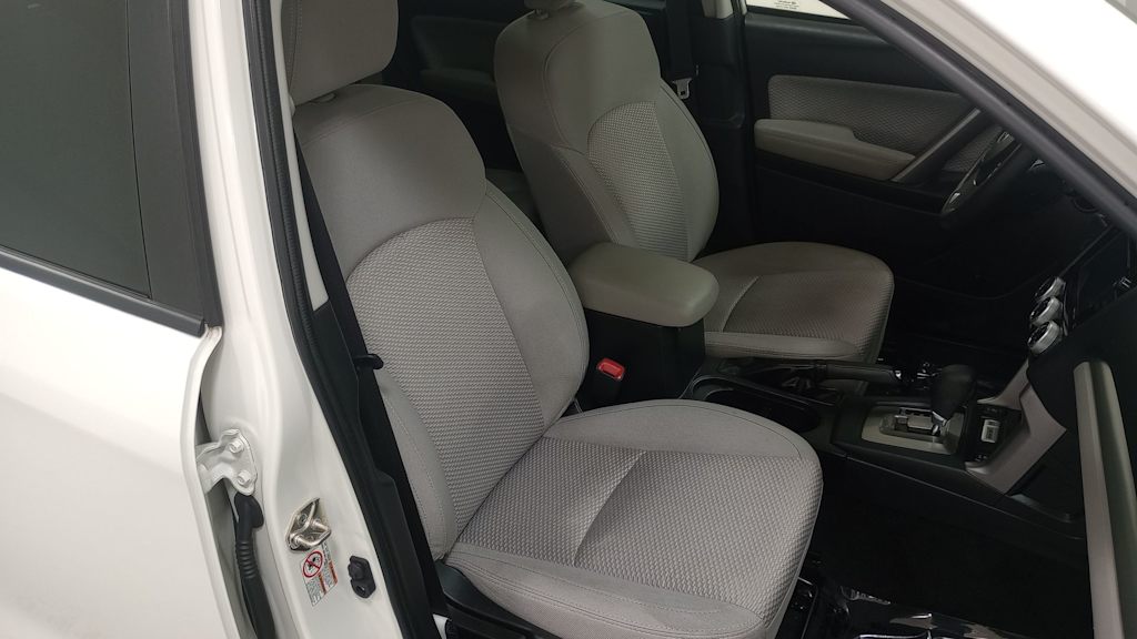 2018 Subaru Forester Premium 30