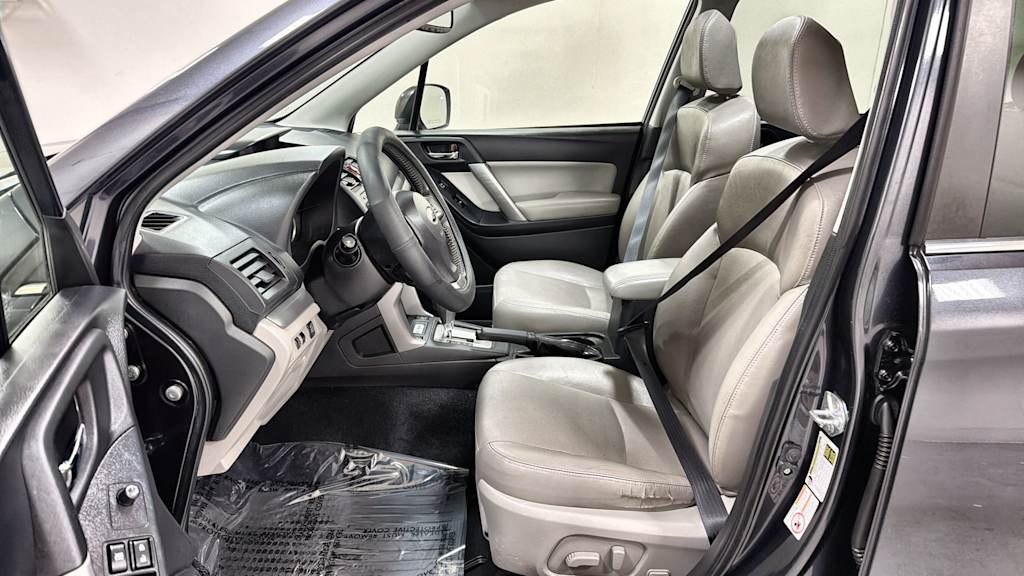 Thumbnail: 2015 Subaru Forester - 11