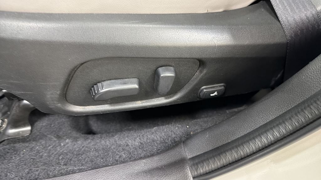 Thumbnail: 2017 Subaru Forester - 25