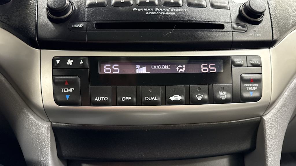 Thumbnail: 2004 Acura TSX - 27