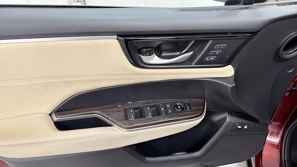 Thumbnail: 2018 Honda Clarity - 25