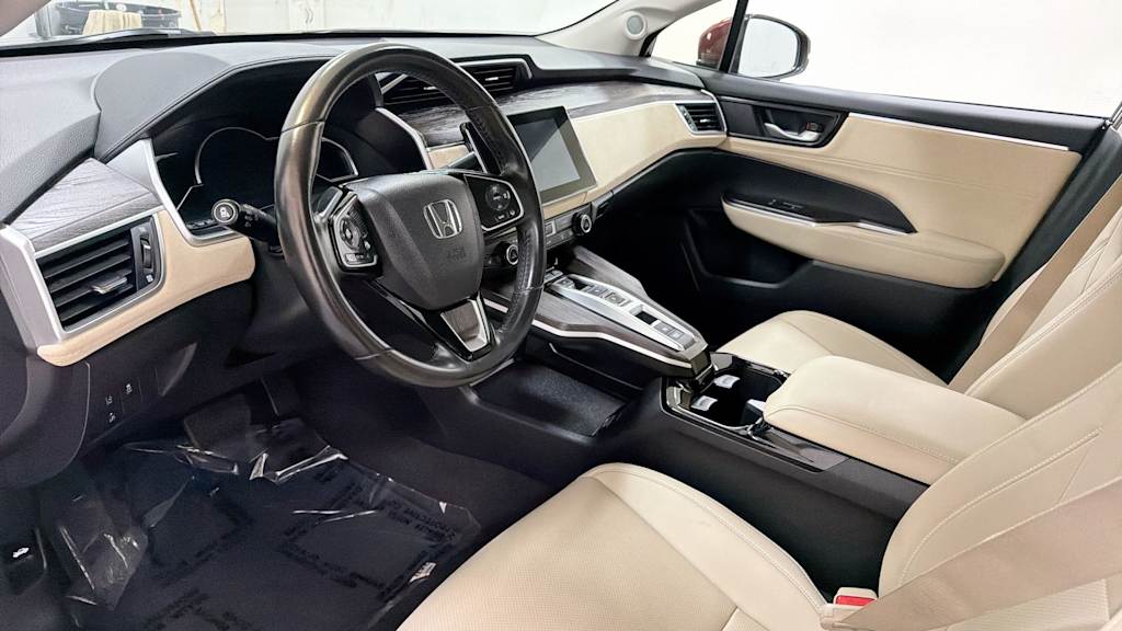 Thumbnail: 2018 Honda Clarity - 2