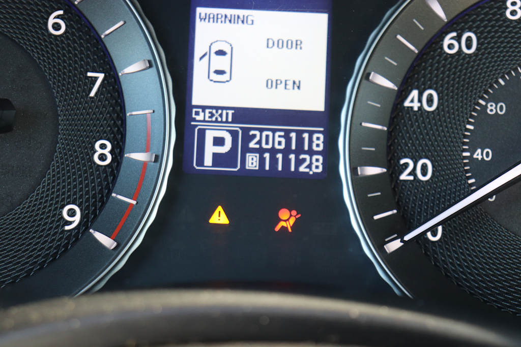Thumbnail: 2011 INFINITI M37 - 8