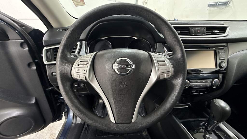 Thumbnail: 2016 Nissan Rogue - 9