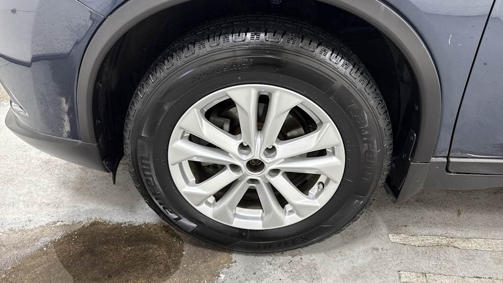 Thumbnail: 2016 Nissan Rogue - 7