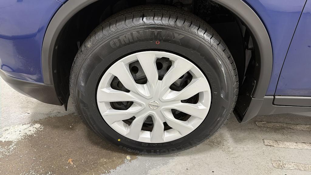 Thumbnail: 2017 Nissan Rogue - 7