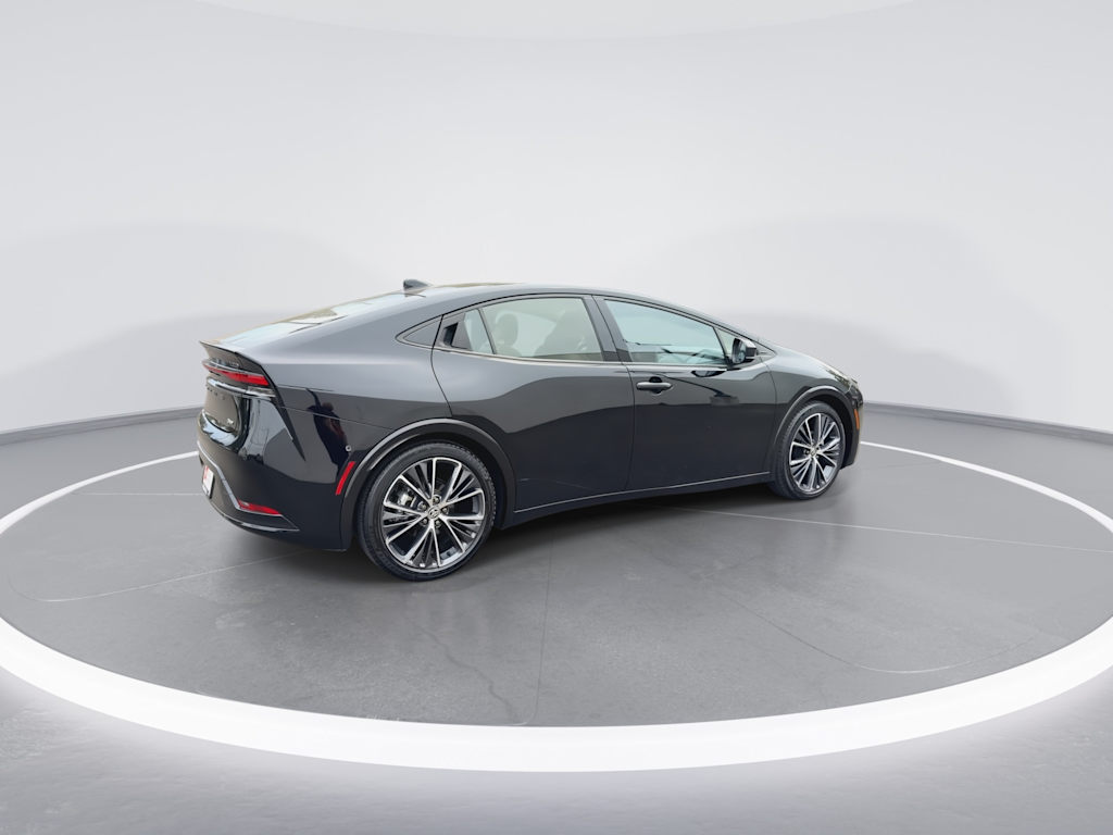 Thumbnail: 2023 Toyota Prius - 21
