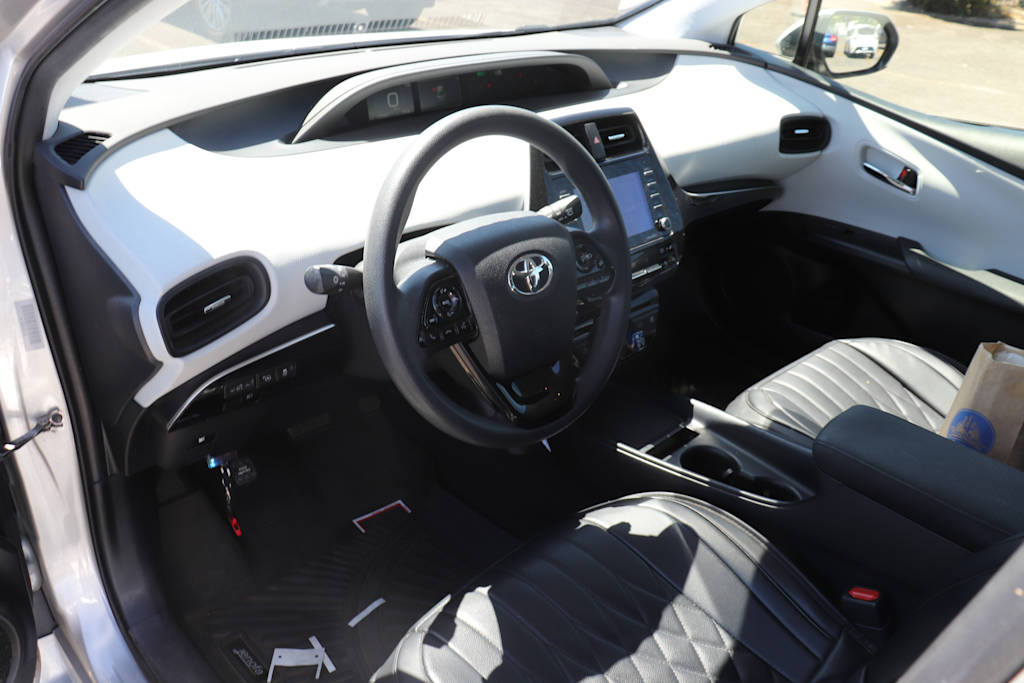 Thumbnail: 2022 Toyota Prius - 2