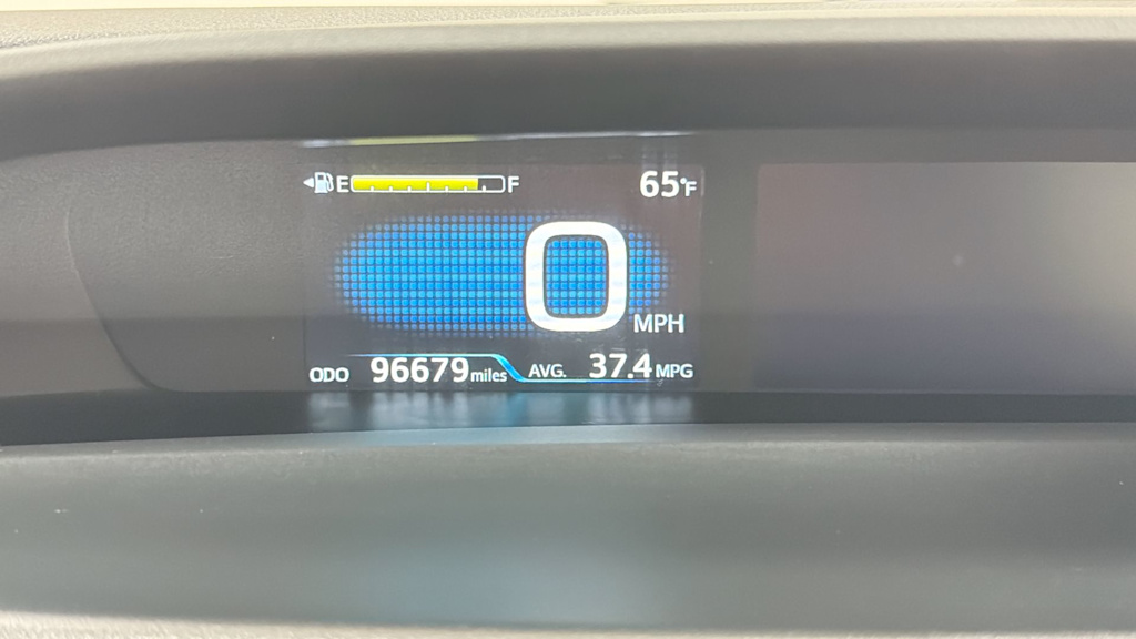 Thumbnail: 2018 Toyota Prius - 14