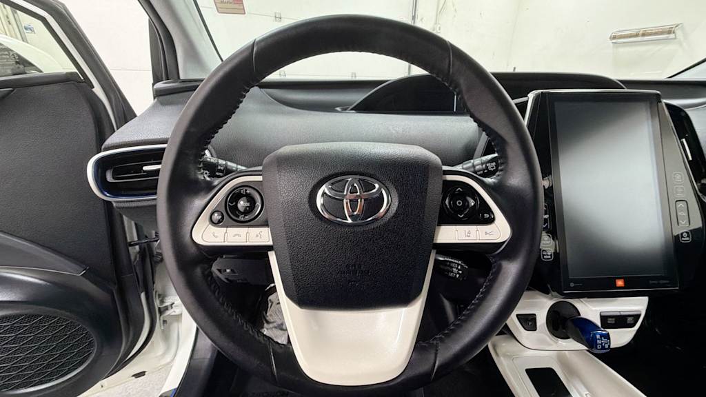 Thumbnail: 2018 Toyota Prius - 8