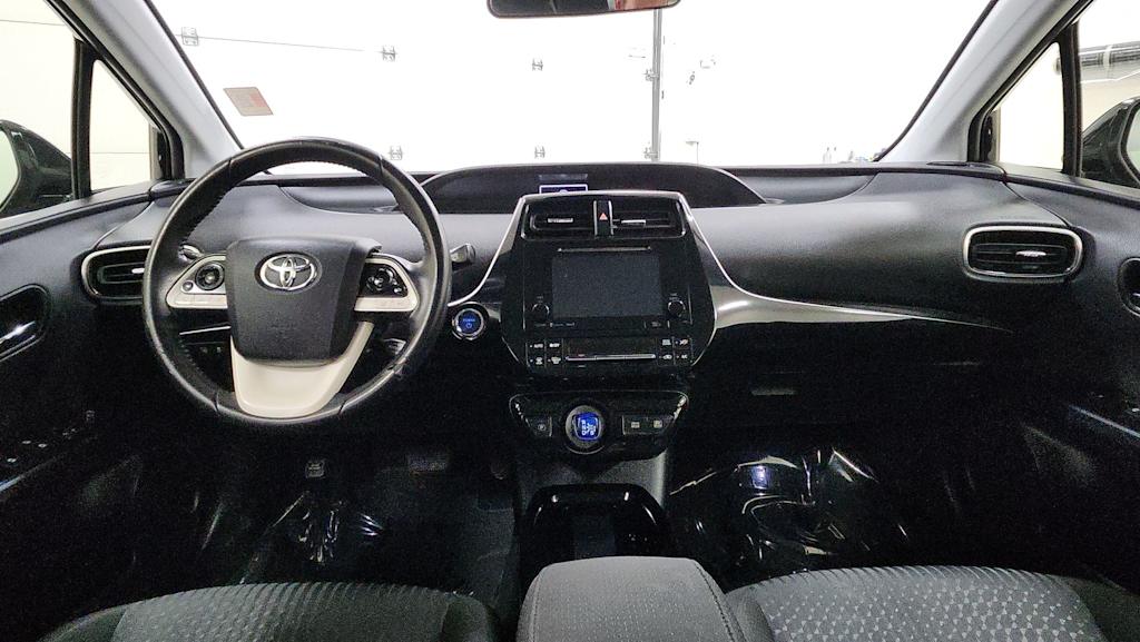 Thumbnail: 2018 Toyota Prius - 13