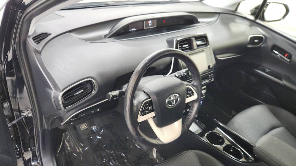Thumbnail: 2018 Toyota Prius - 2