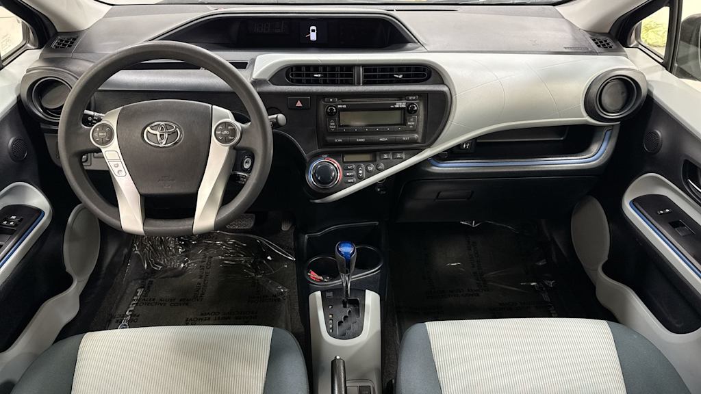 2012 Toyota Prius c Two 12