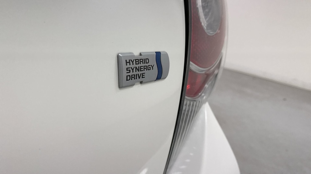 2014 Toyota Prius c Four 6