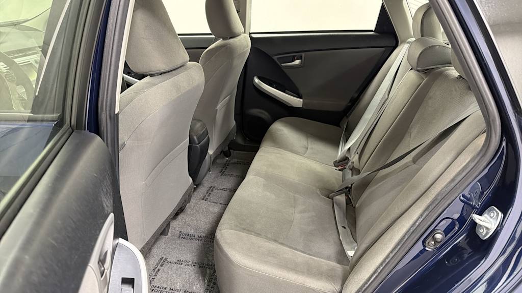 Thumbnail: 2015 Toyota Prius - 12