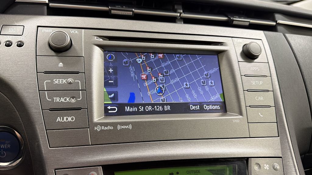 Thumbnail: 2015 Toyota Prius - 28