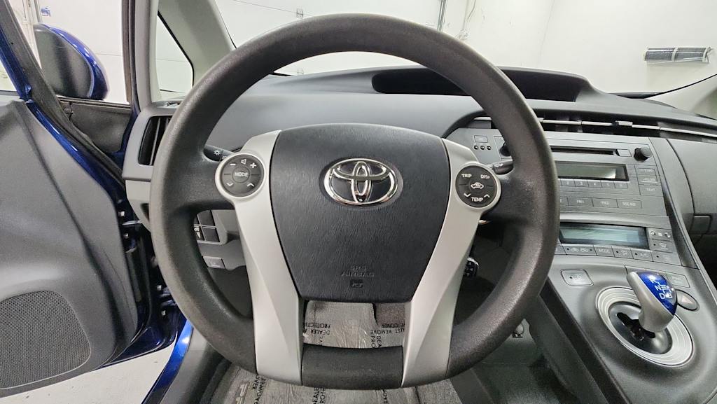 Thumbnail: 2010 Toyota Prius - 8