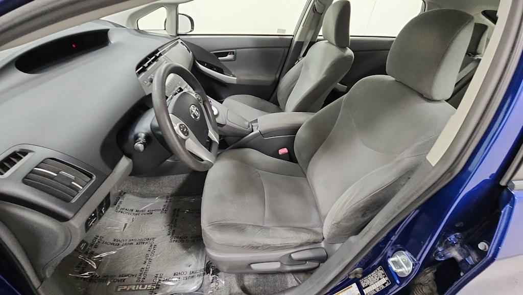 Thumbnail: 2010 Toyota Prius - 11