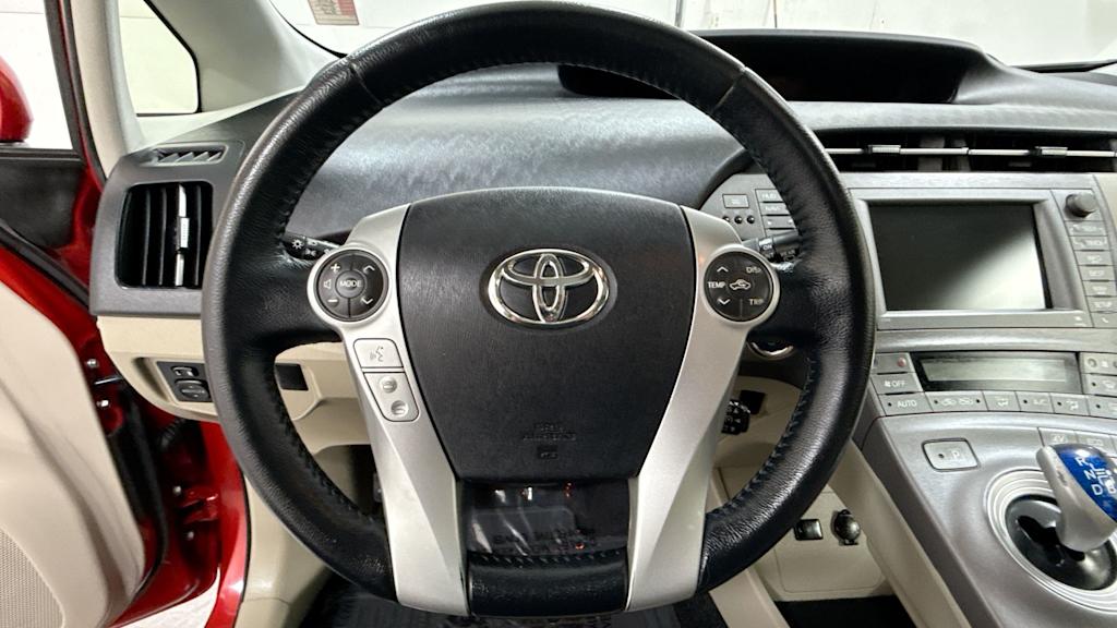 Thumbnail: 2012 Toyota Prius - 9