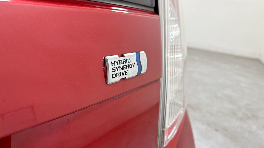 Thumbnail: 2012 Toyota Prius - 6