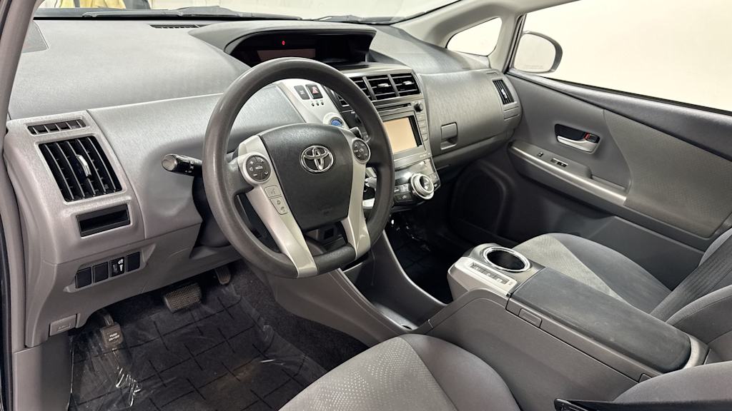 2012 Toyota Prius v Two 2