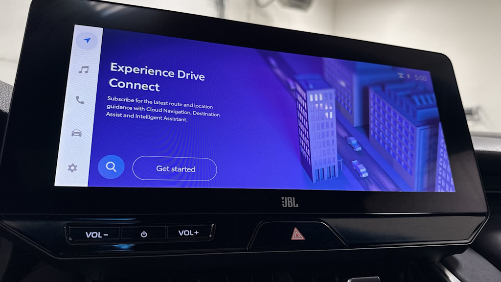 Thumbnail: 2023 Toyota Venza - 28