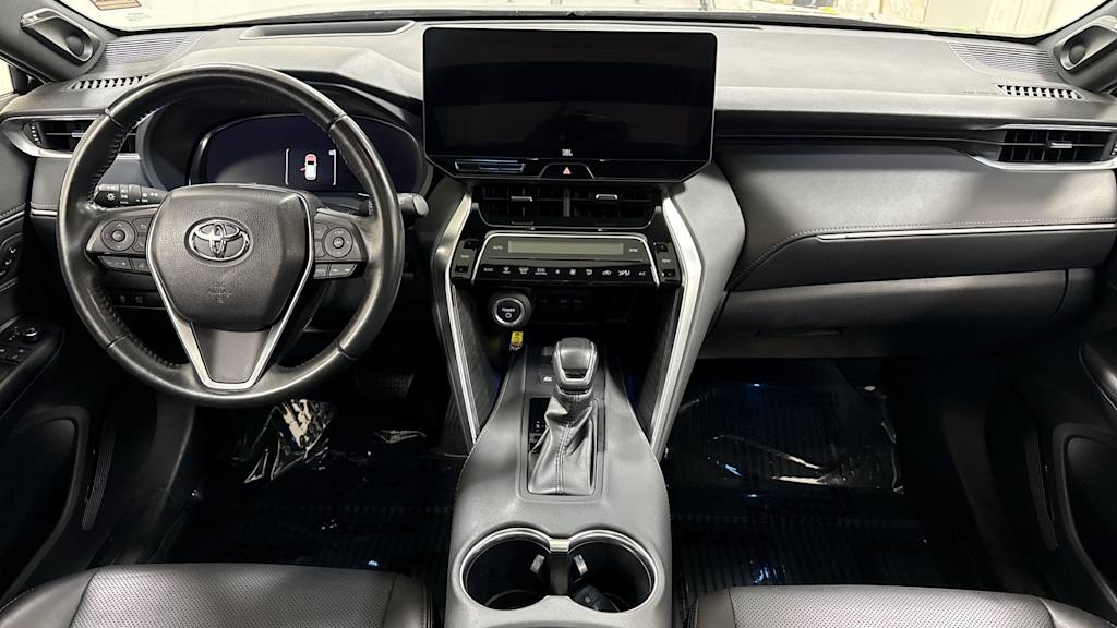 Thumbnail: 2023 Toyota Venza - 14