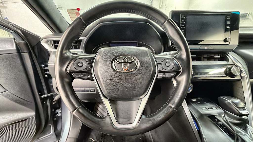 Thumbnail: 2021 Toyota Venza - 9