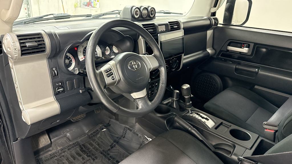 2008 Toyota FJ Cruiser Base 2