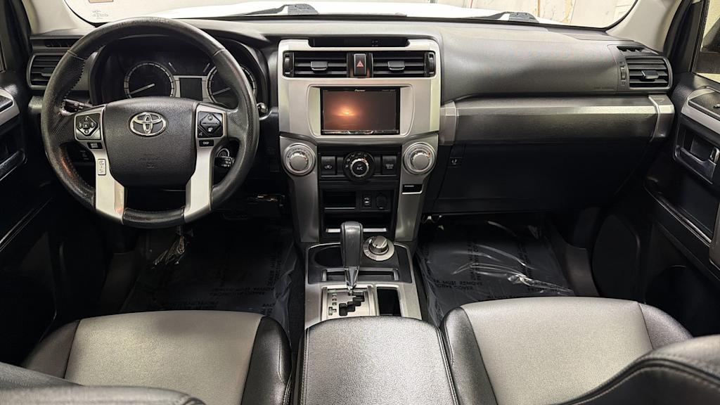 Thumbnail: 2015 Toyota 4Runner - 13