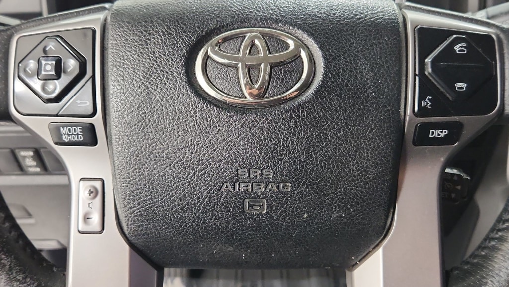 2015 Toyota 4Runner SR5 26