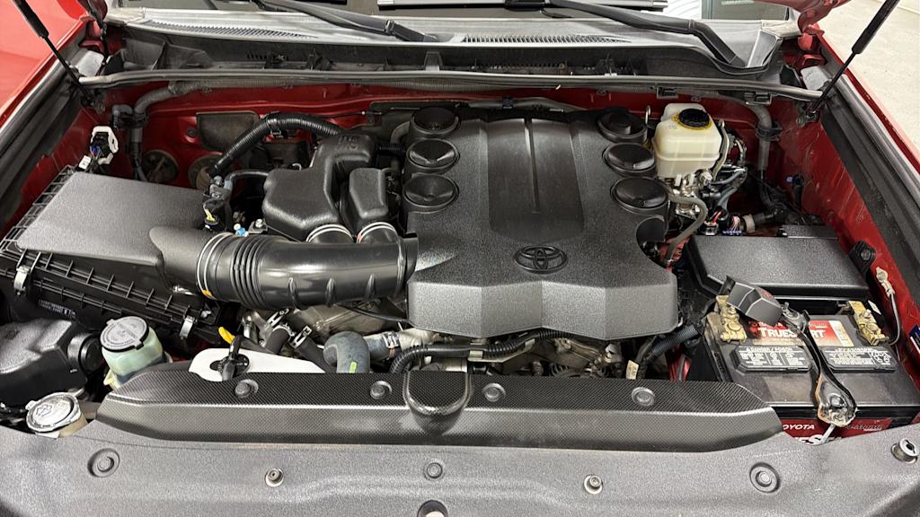 Thumbnail: 2016 Toyota 4Runner - 8