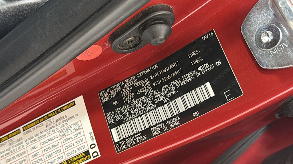 Thumbnail: 2016 Toyota 4Runner - 20